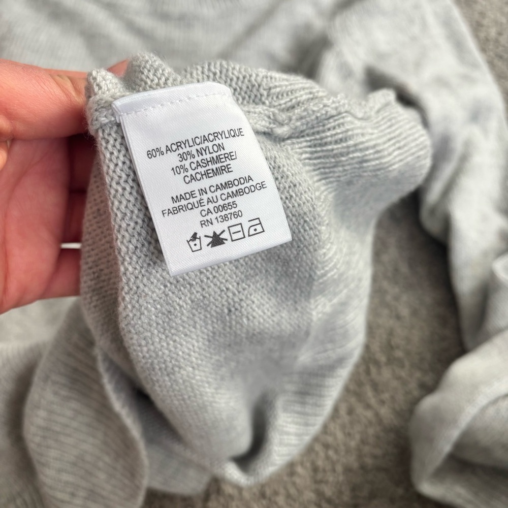 Reitmans Cashmere Bend Crewneck Sweater - Picture 3 of 6